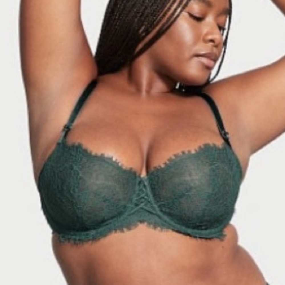 NEW Victoria's Secret Dream Angels Push Up Bra : 34C